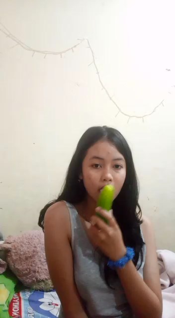 Cewe Timun
